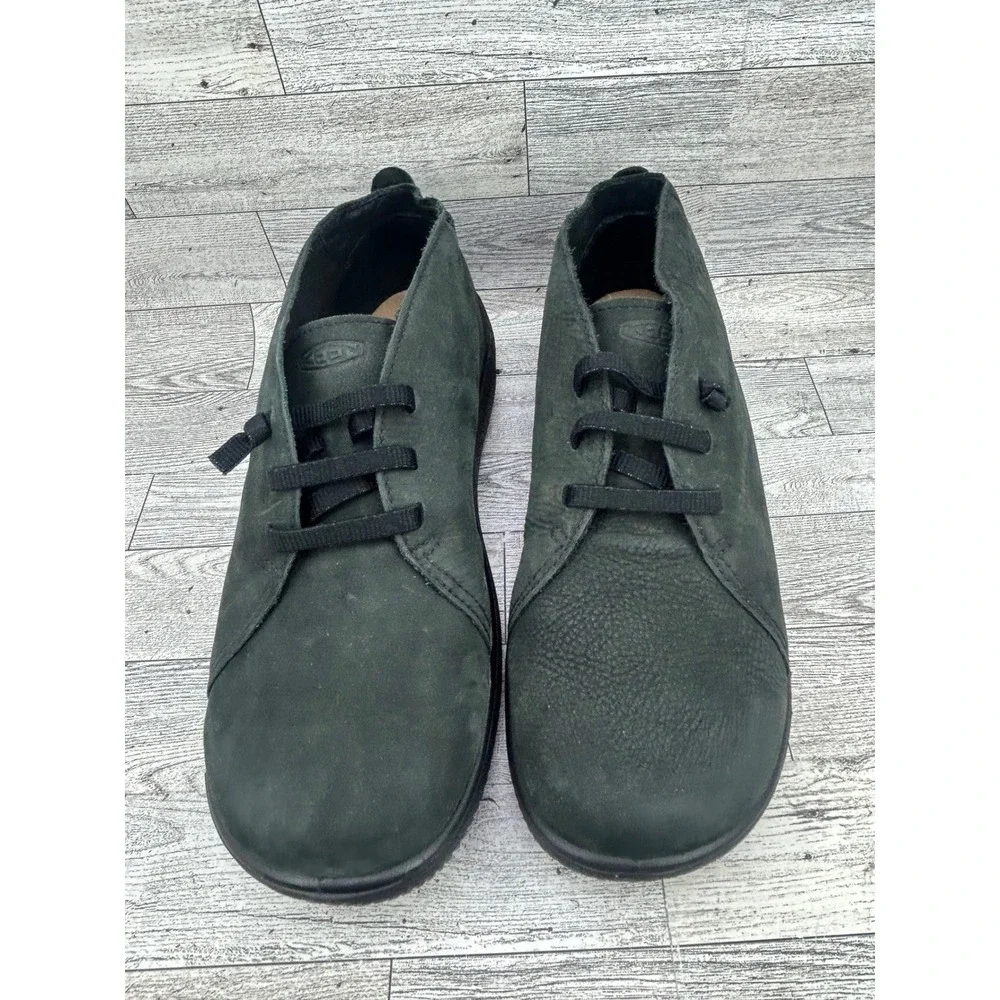KEEN Mosey Chukka‎ Men Sz 11 Dark Olive Green Leather Minimalist Boots 1029529